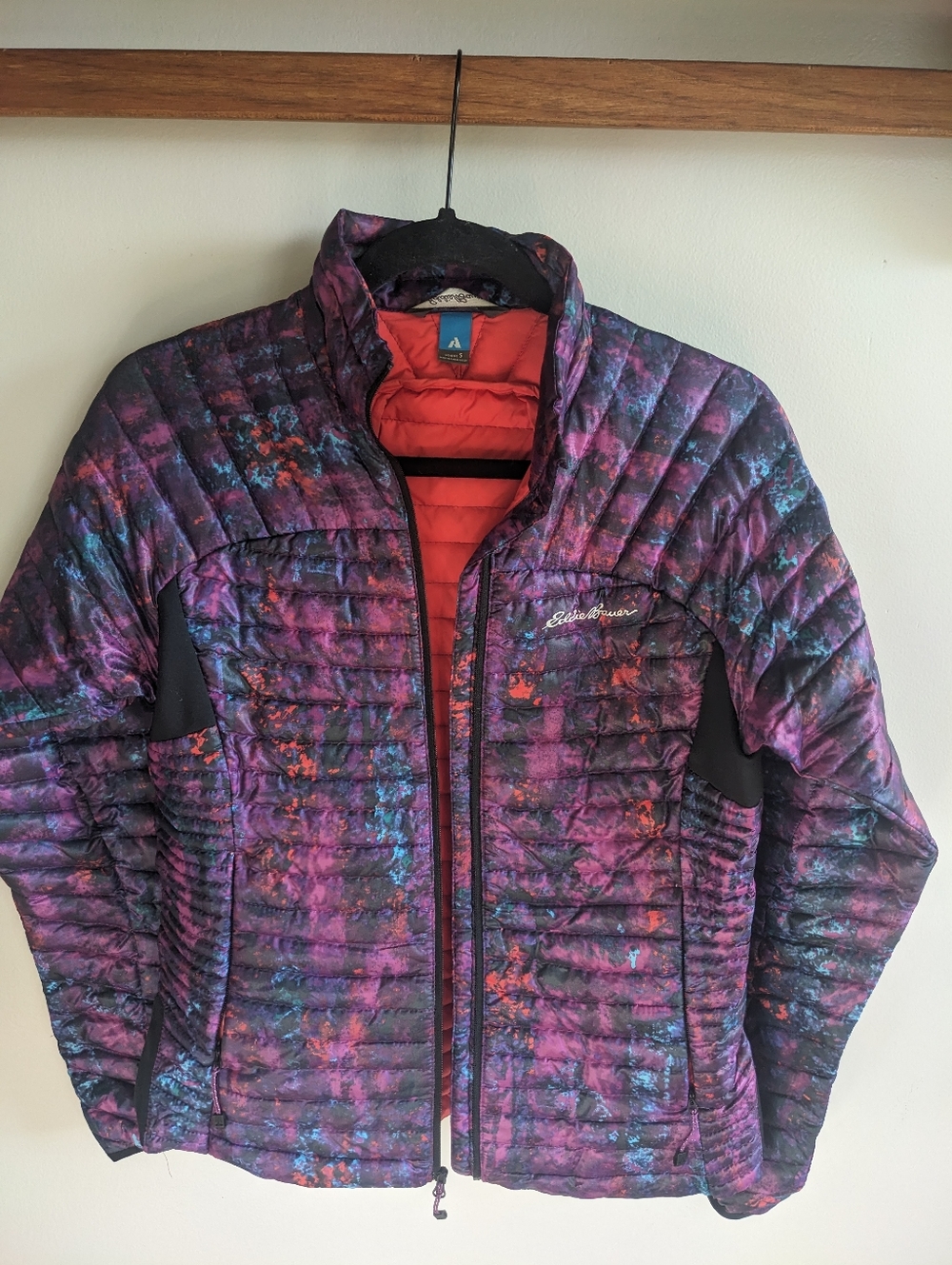 Eddie Bauer First Ascent size women’s small down jacket Lightweight Breathable